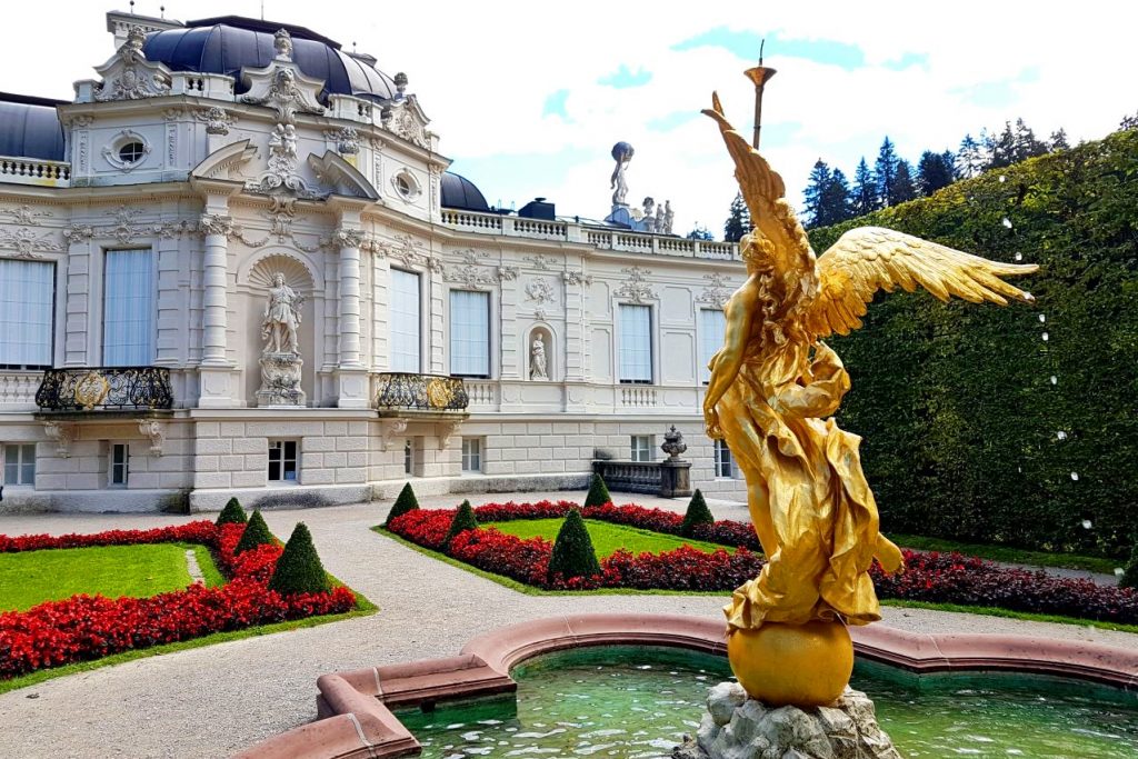 Linderhof Palace in German